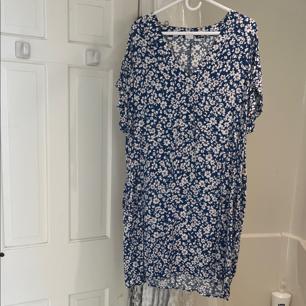GAP Blue and White Floral Midi Dress